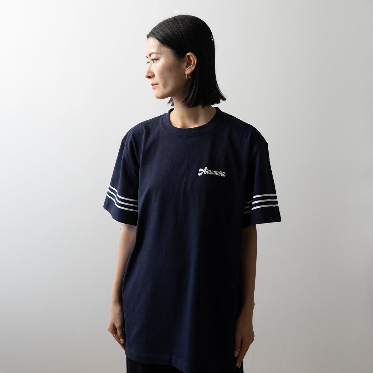 ベーシックコットンTシャツ